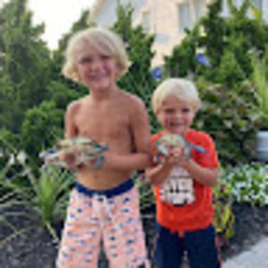 Meet your Posher, Alexis